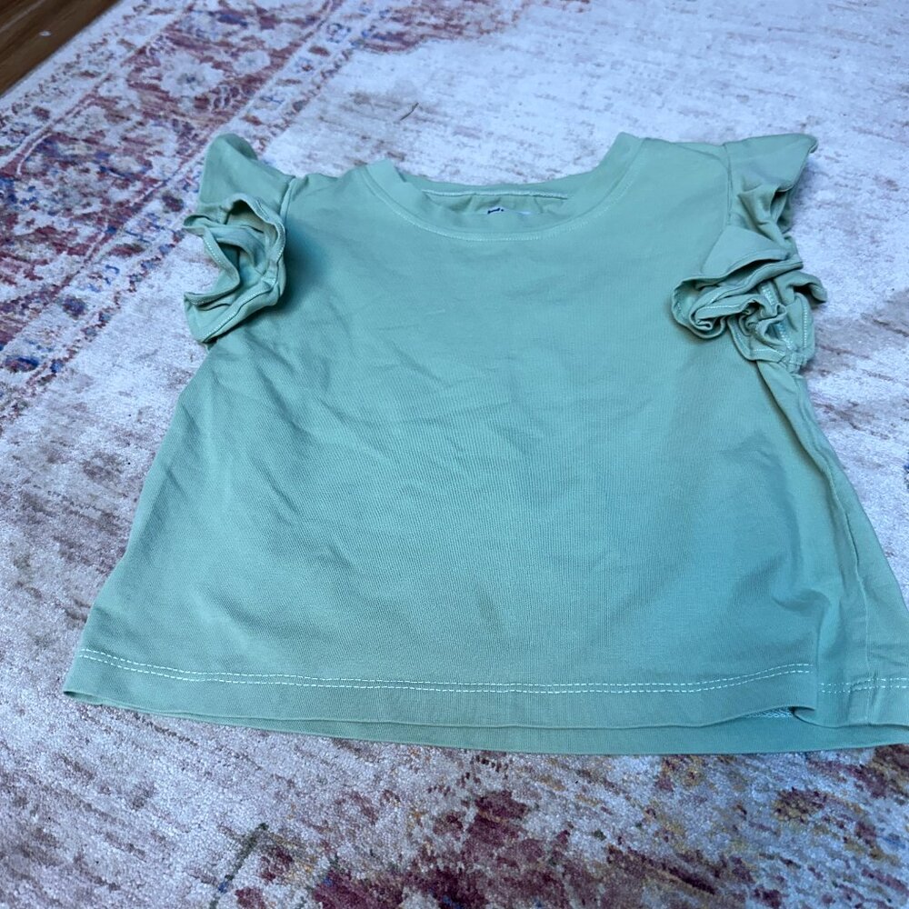 if so  Kids Girls light Green Top Size 12 in great condition!!